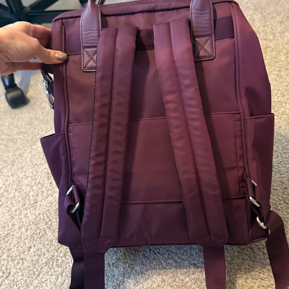 New Baggallini purple Backpack - Picture 4 of 6